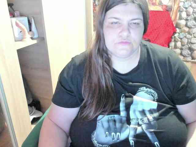 Ionysexylips69 webcam