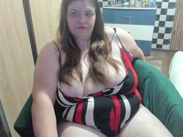 Ionysexylips69 webcam