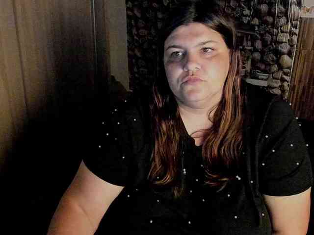 Ionysexylips69