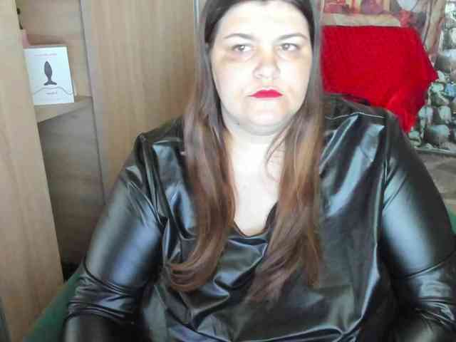 Ionysexylips69 Ionysexylips69