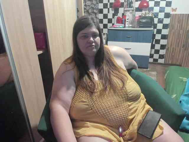 Ionysexylips69 webcam