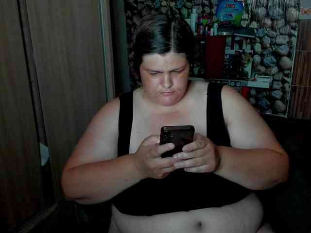 Ionysexylips69 webcam