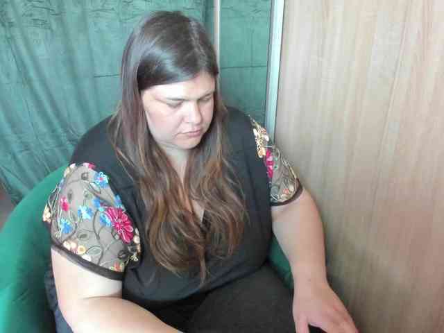 Ionysexylips69 webcam