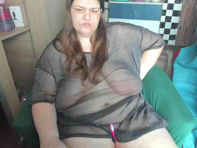 Ionysexylips69 webcam