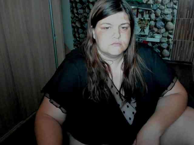 Ionysexylips69 webcam