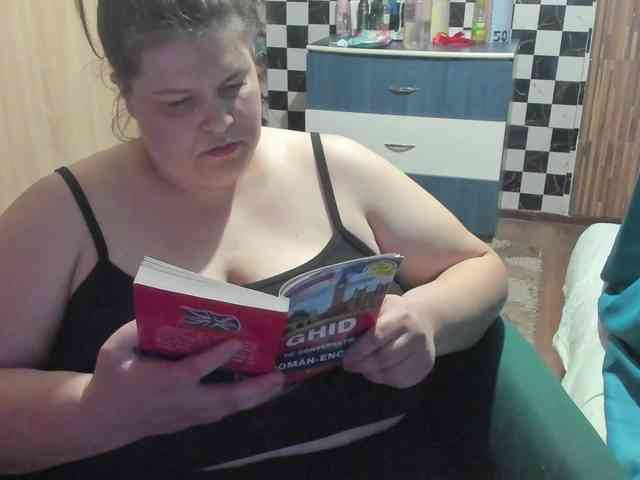 Ionysexylips69 webcam