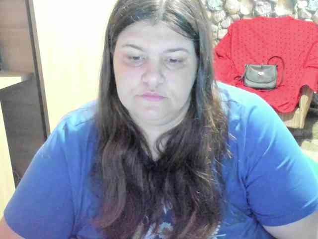 Ionysexylips69 webcam