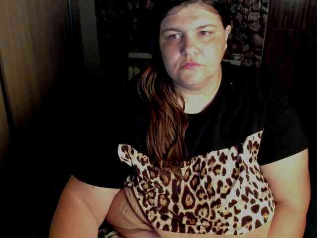 Ionysexylips69 webcam