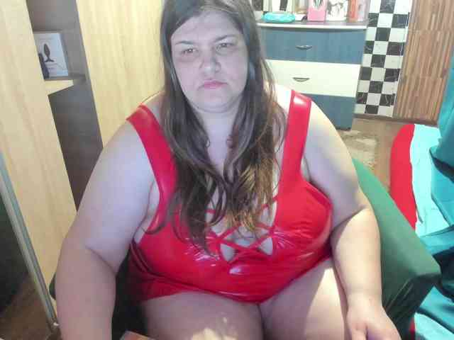 Ionysexylips69 webcam