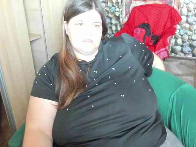 Ionysexylips69 webcam