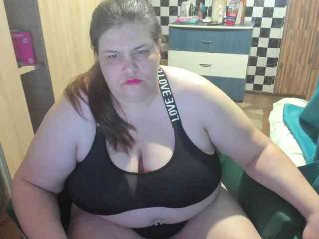 Ionysexylips69 webcam