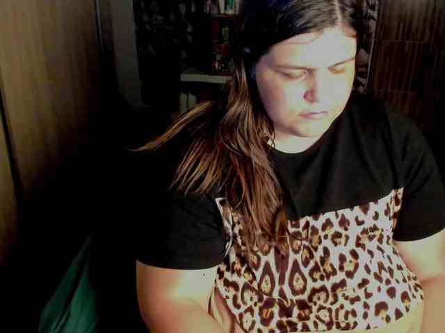 Ionysexylips69 webcam
