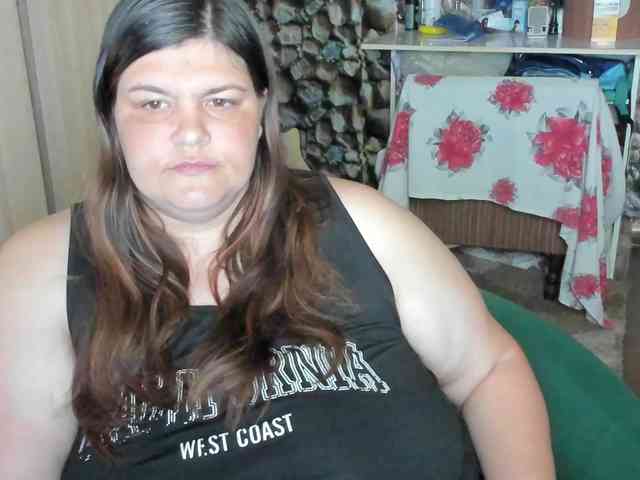 Ionysexylips69 webcam