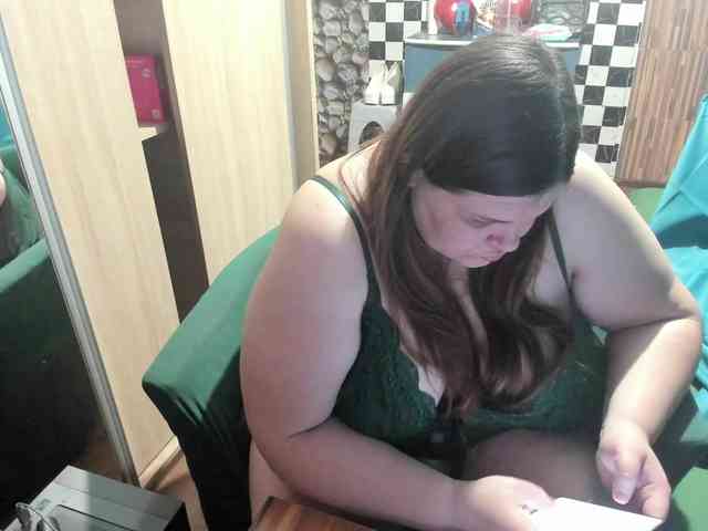 Ionysexylips69 webcam