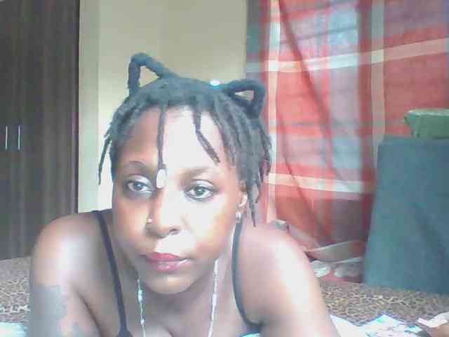 GoddessKittyMystique webcam