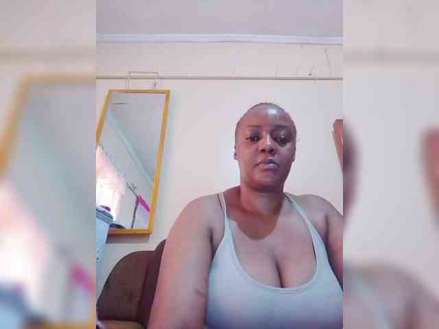 Dreamgirl2 webcam