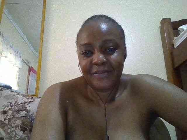 Dreamgirl2 webcam