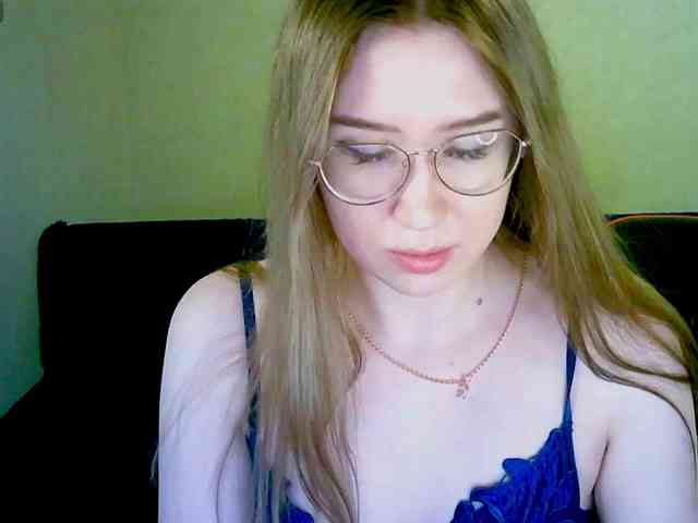 MollyMo webcam