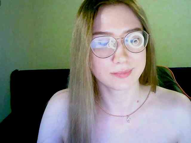 MollyMo webcam