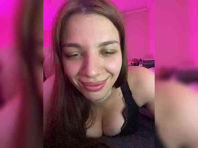 real live webcam PinkMask
