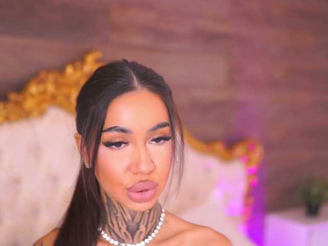  KiaraMoreno chat room