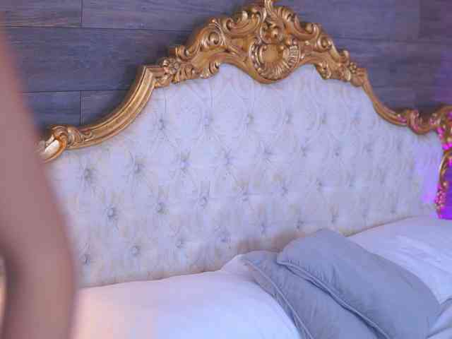 KiaraMoreno webcam