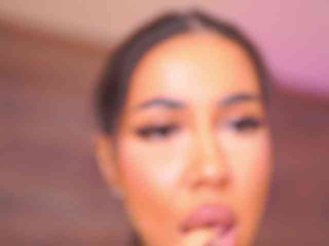 free camsex KiaraMoreno
