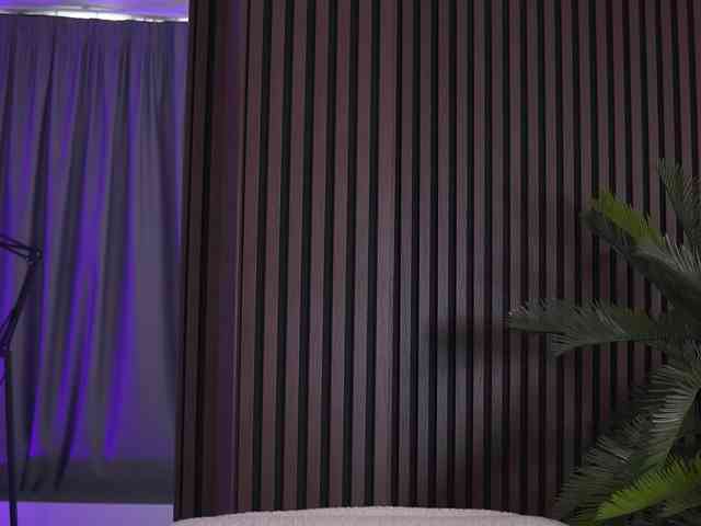 live sex chat room KiaraMoreno