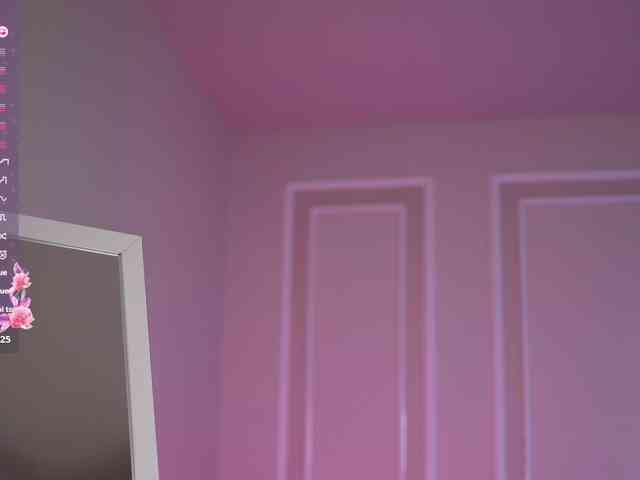 KiaraMoreno webcam