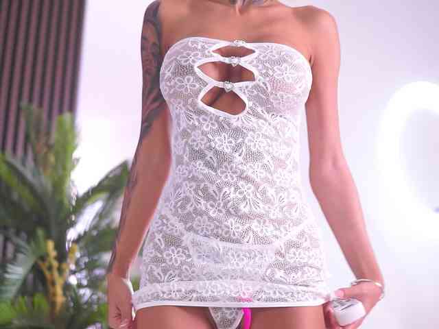 web cam sex KiaraMoreno
