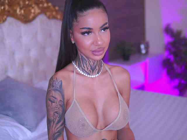 free sex chat now KiaraMoreno