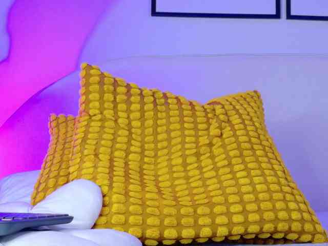 OnlySahory11 webcam