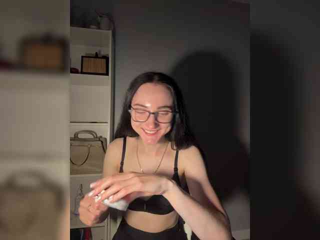 Adelina-a webcam