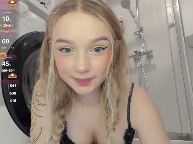 MeowMia's BongaCams profile