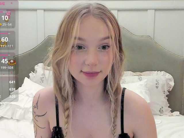 MeowMia's BongaCams profile