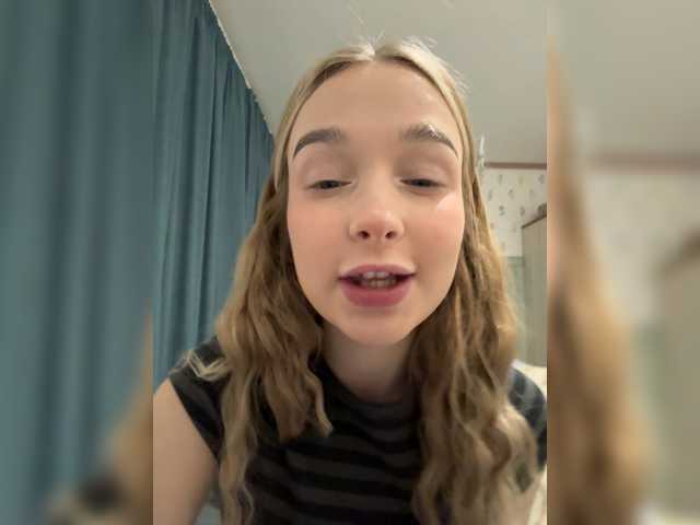 go to chat with MimiMila