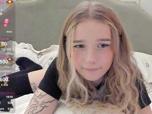 MeowMia's BongaCams show and profile