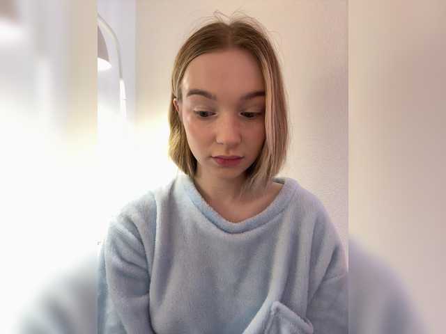 MeowMia's BongaCams show and profile