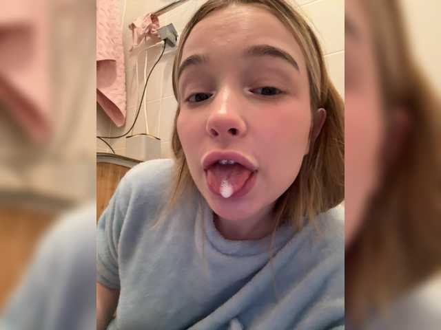 MeowMia's BongaCams profile