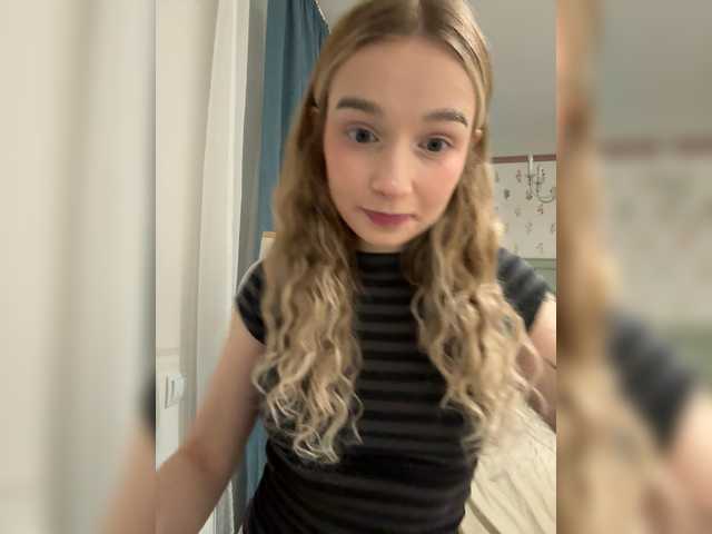 MeowMia's BongaCams profile