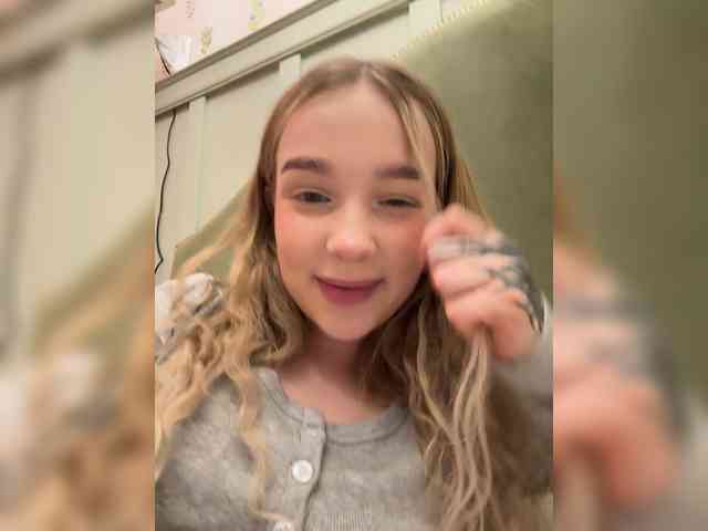 MeowMia Live Webcam on BongaCams