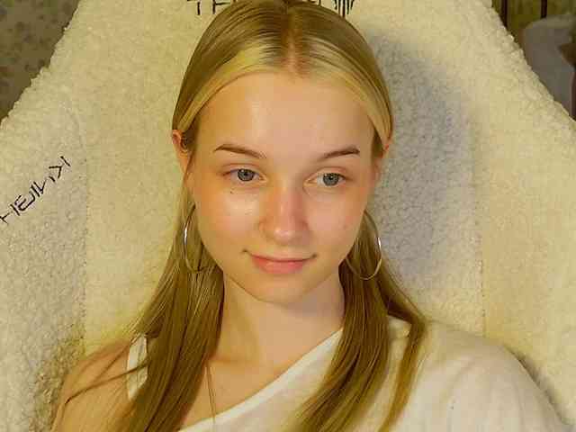 MimiMashka webcam