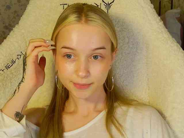 MimiMashka webcam