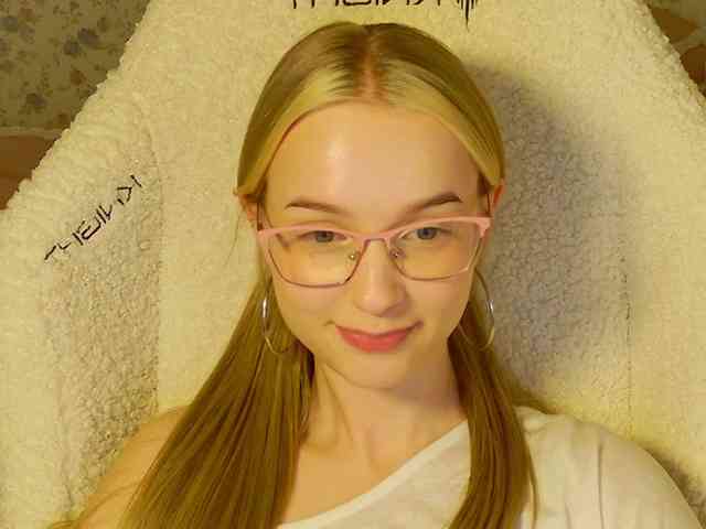 MimiMashka webcam