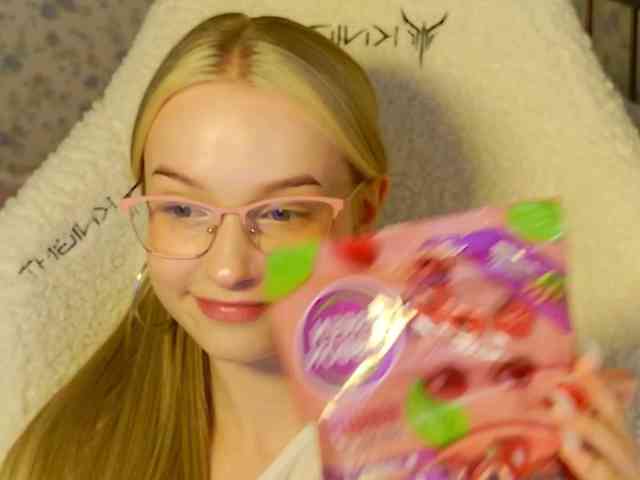 MimiMashka webcam