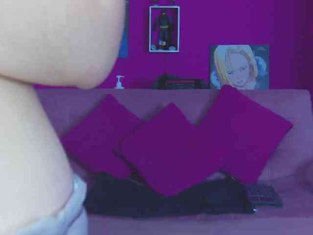Gemma-velvet webcam