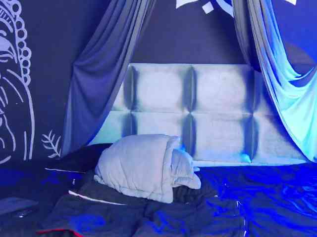 Gemma-velvet webcam