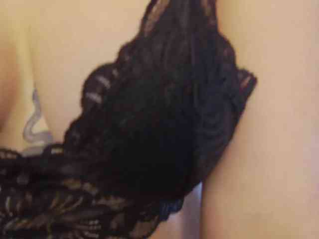 Gemma-velvet webcam