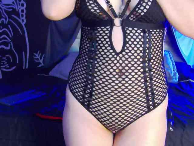 Gemma-velvet webcam