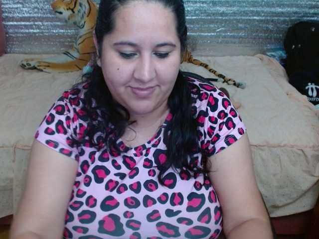 emilynessa's BongaCams show and profile